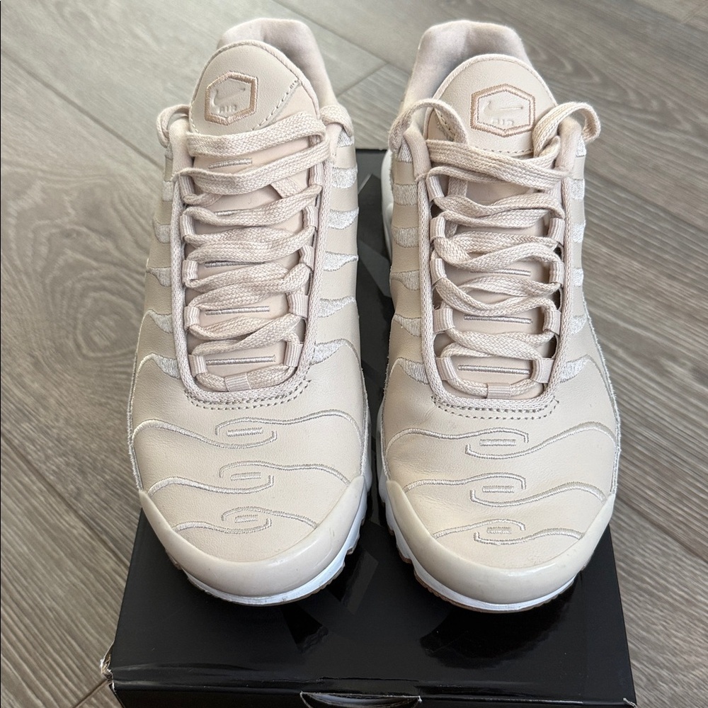 Nike air max plus - Picture 2 of 4